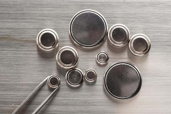 Thay pin đồng hồ casio tại nhà: Hướng dẫn và lưu ý