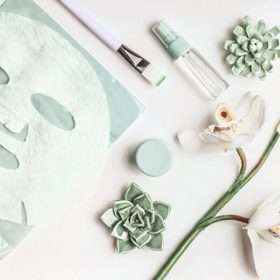 Sau khi đắp mặt nạ giấy xong có cần rửa mặt không? Tiết lộ lý do nên rửa mặt sau khi đắp mặt nạ!