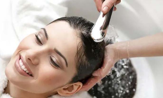 Dr Duy Thành hướng dẫn cách chăm sóc sau cấy tóc tự thân
