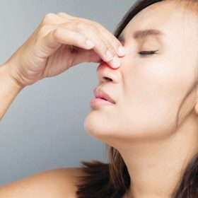 Viêm mũi dị ứng có chữa khỏi được không? Chuyên gia giải đáp