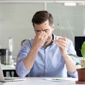 Người làm kinh doanh và nỗi ám ảnh trào ngược dạ dày - thực quản