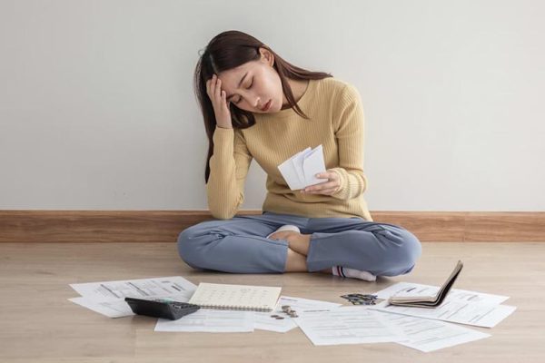 Làm luận văn có khó không? Giải pháp làm luận văn nhanh, chất lượng