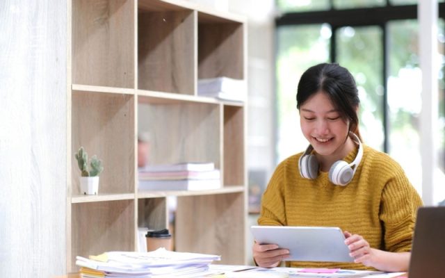 Cách sử dụng AI cải thiện IELTS Speaking hiệu quả