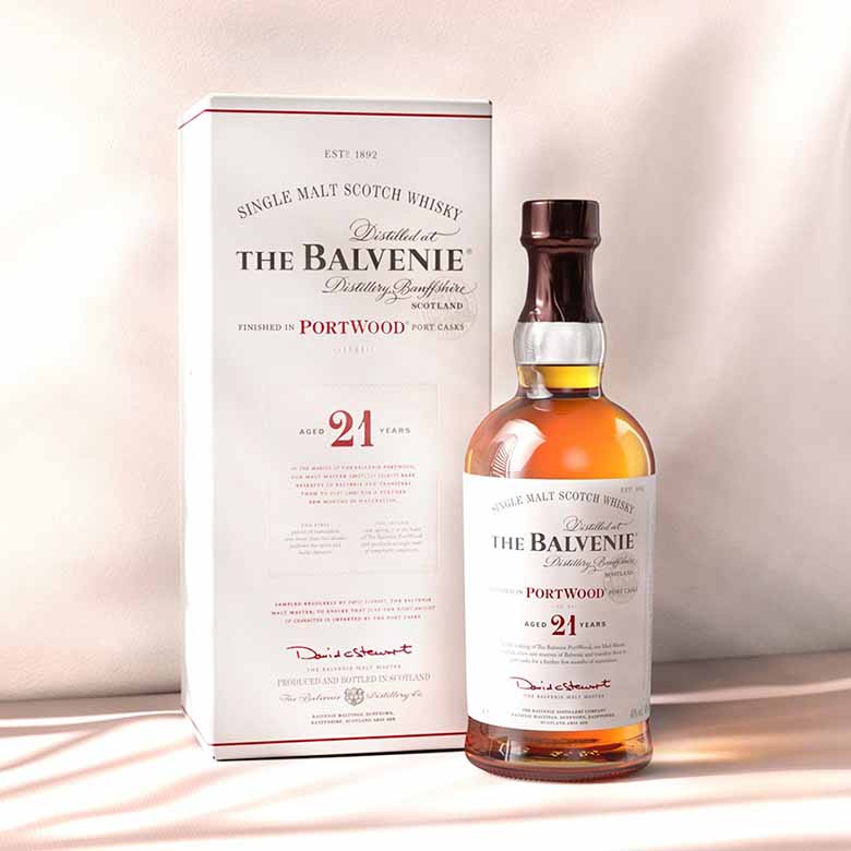 Giải Mã Đẳng Cấp Balvenie: Bí Mật Đằng Sau Chai Whisky Thủ Công Đắt Giá Tại Rượu Ngoại 88

